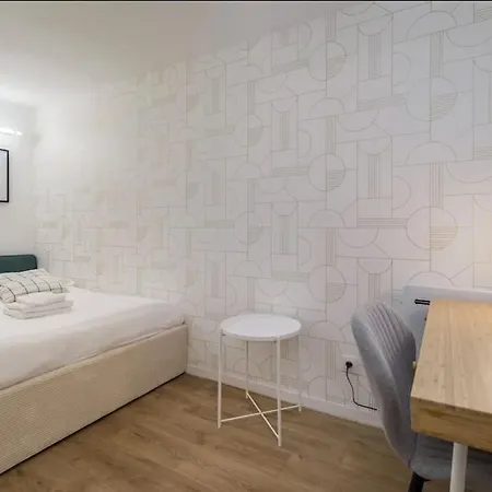 Apartamento Spacious In Opera With 3bdr For 6pax