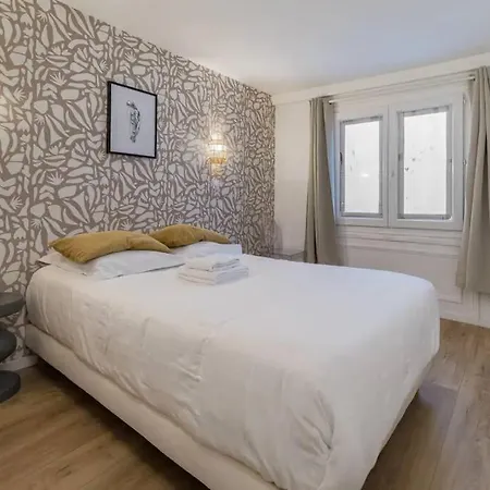 Spacious In Opera With 3bdr For 6pax Apartment